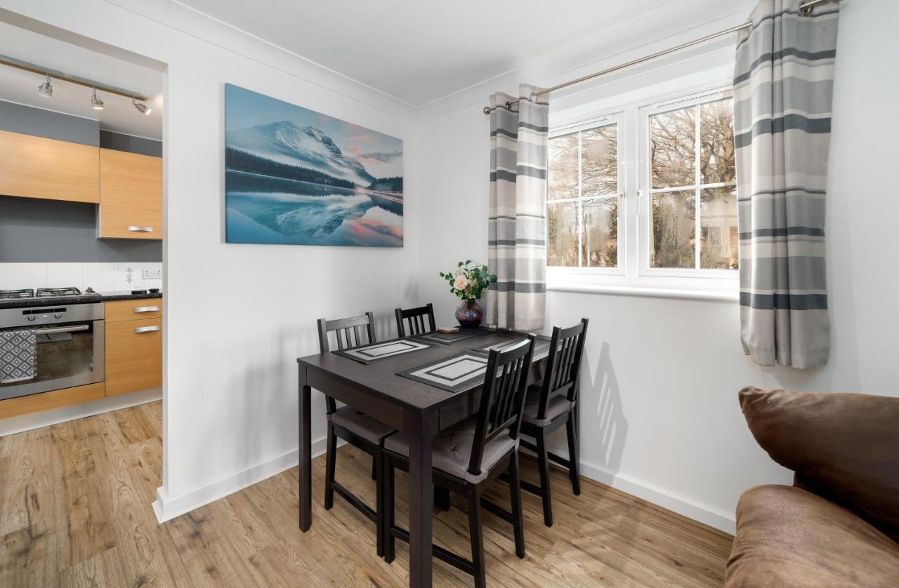 Charming 2Br Ground Floor Flat In Sholing, 11 Mins From City Centre - Recently Set Up With Love Southampton Exterior foto
